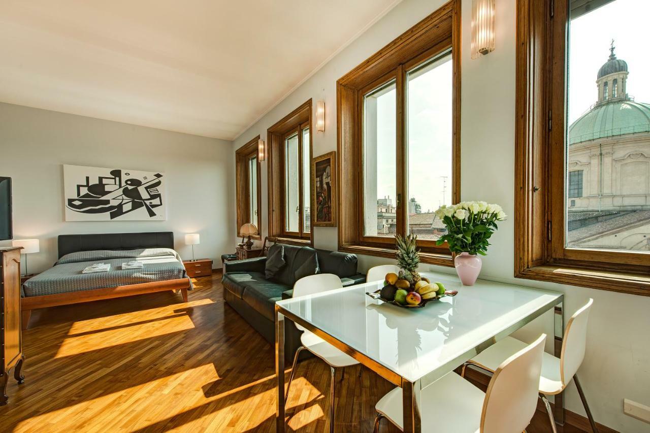 Bnbutler - Duomo Apartment - Galleria Unione Milán Exterior foto